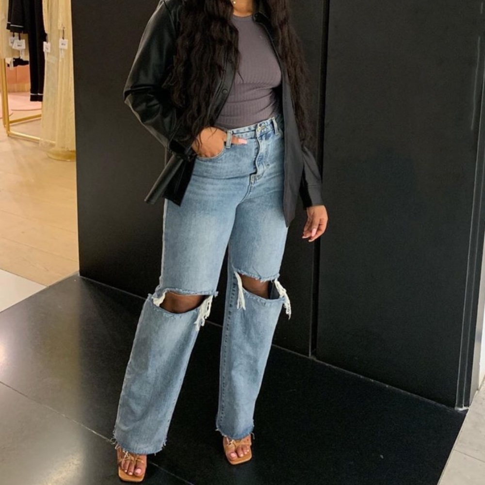 Ripped Knee Distressed Hem Straight Leg Jeans